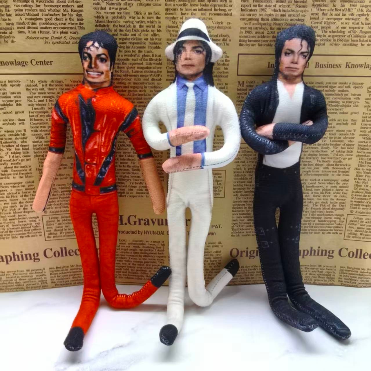 Vintage MJ Michael Jackson Cos - Vintage Collectible Figures ulasan dan harga